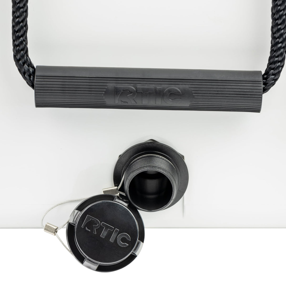 52 QT Ultra-Light Cooler Drain Plugs image 6